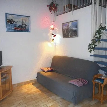 5020 Paradores 56 Apartamento *